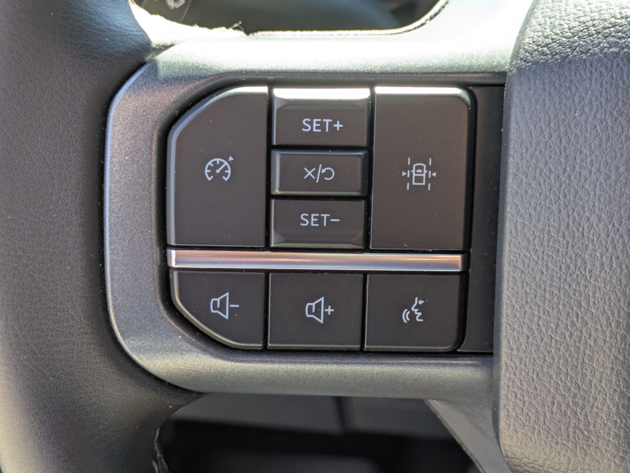 Certified 2023 Ford F150 XLT w/ Equipment Group 302A High image 16