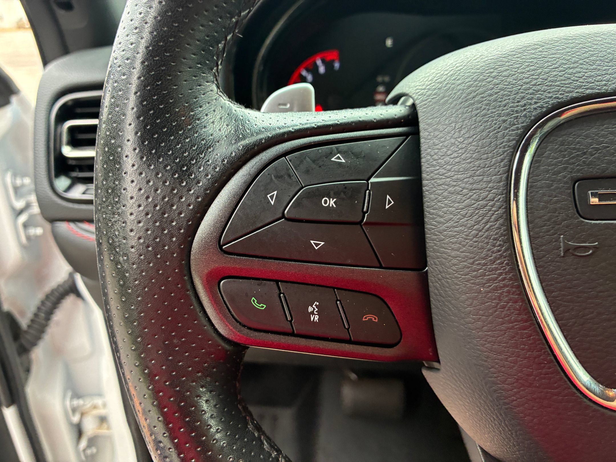 Used 2025 Dodge Durango GT AWD/4WD image 17