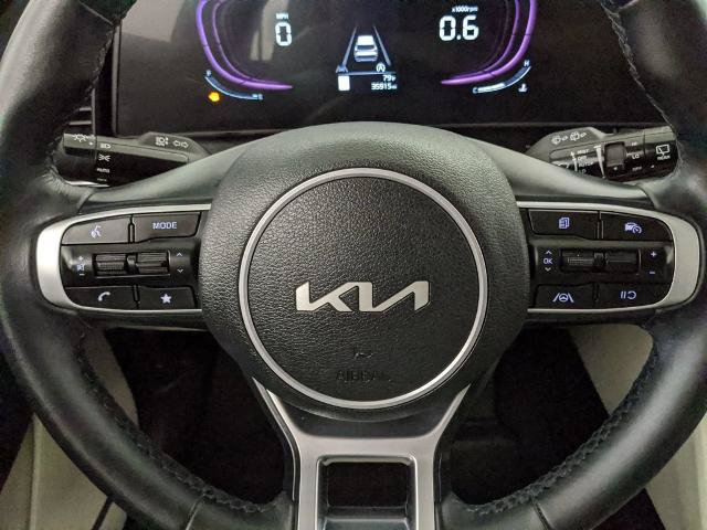 Used 2024 Kia Sportage EX FWD image 11
