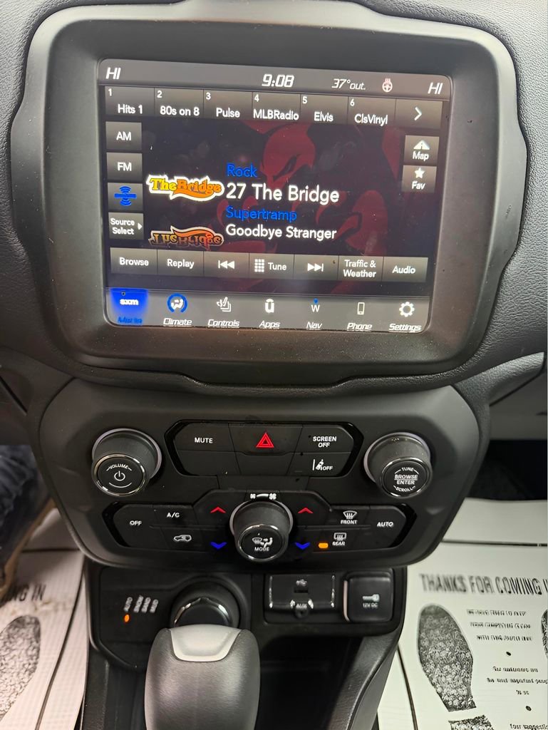 Used 2022 Jeep Renegade Altitude w/ Convenience Group AWD/4WD image 24