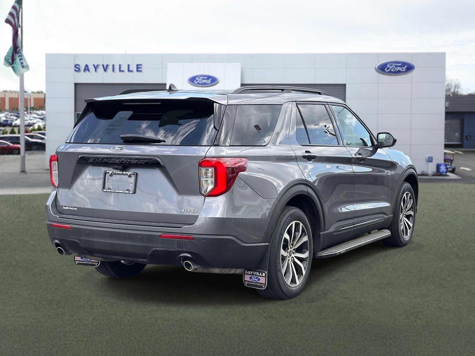 Certified 2022 Ford Explorer ST-Line AWD/4WD image 5