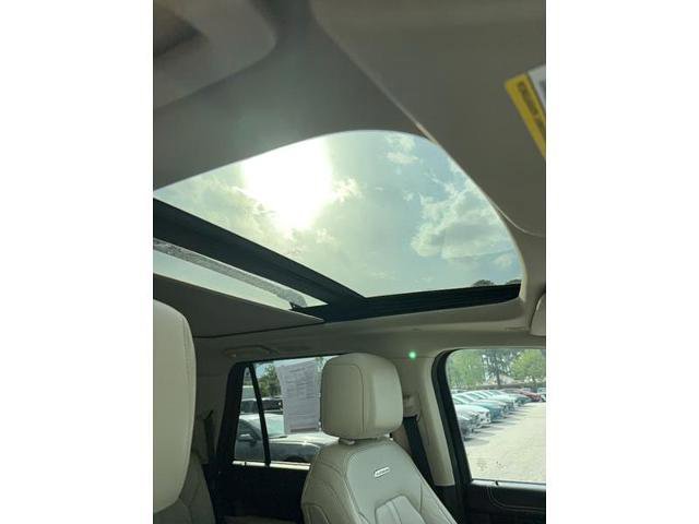 Certified 2021 Ford Expedition Platinum RWD image 7