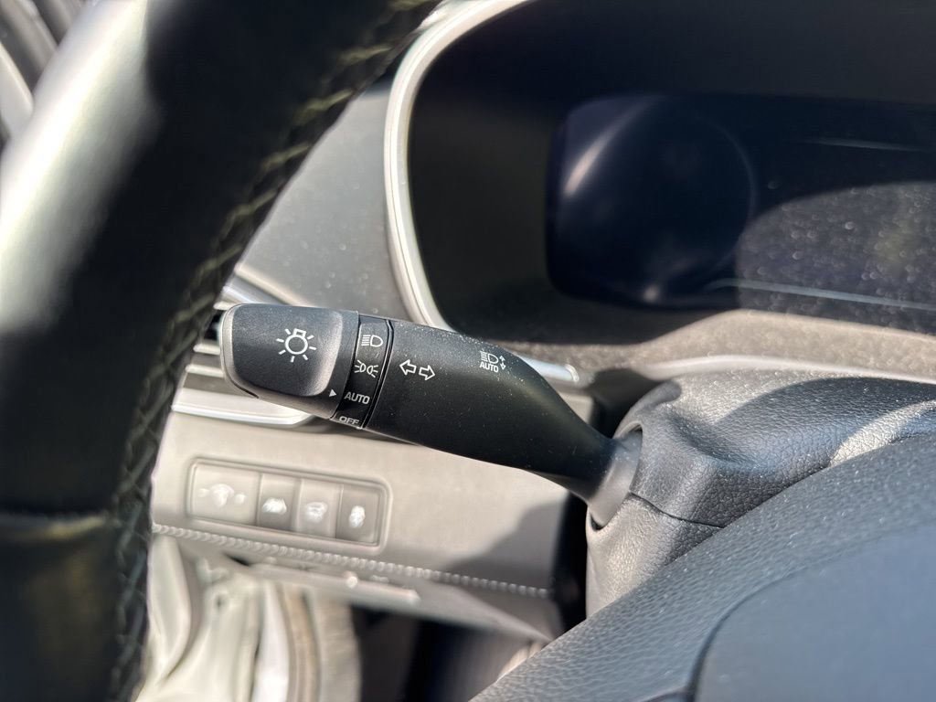 Used 2023 Hyundai Santa Fe Limited image 11