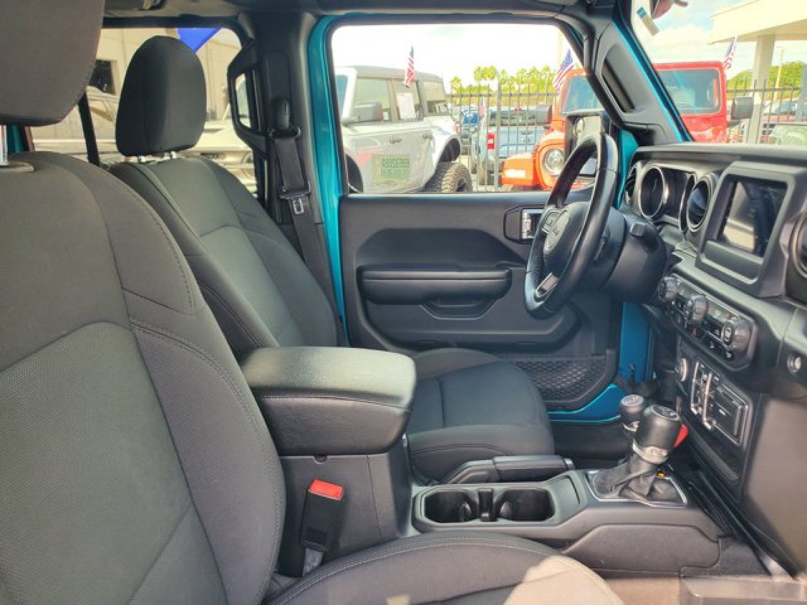 Used 2020 Jeep Wrangler Unlimited Sport S image 34