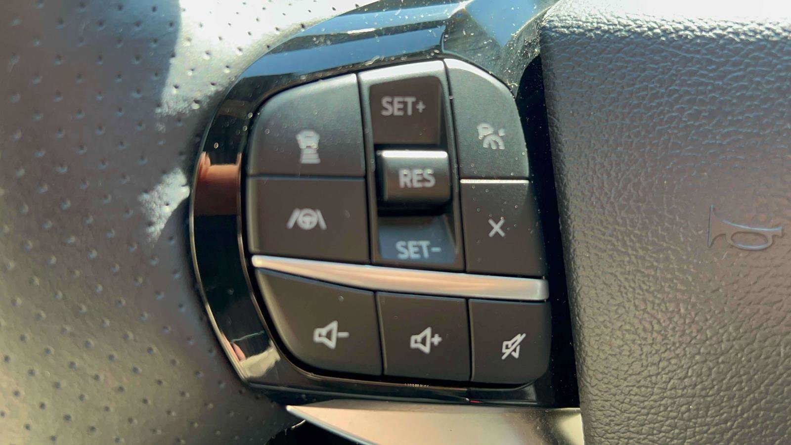 Certified 2022 Ford Explorer ST w/ Equipment Group 401A image 16