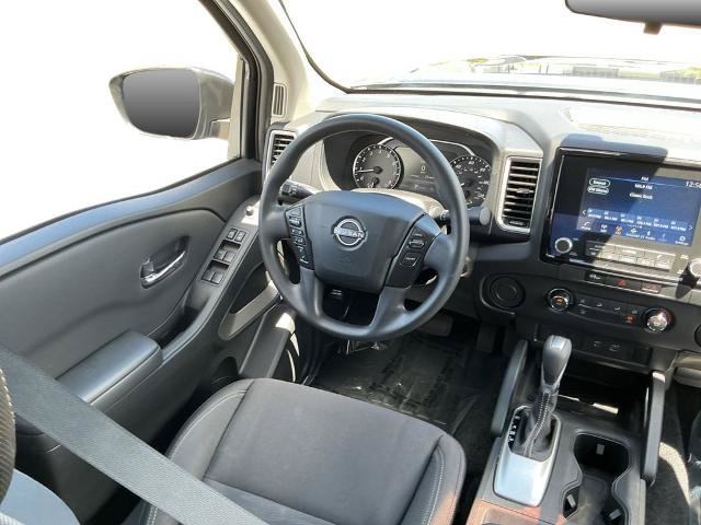 Used 2024 Nissan Frontier SV RWD image 30