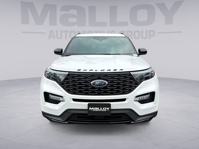 Certified 2023 Ford Explorer ST-Line w/ Class IV Trailer Tow Package AWD/4WD image 8