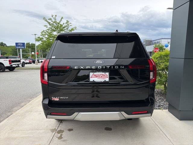 Certified 2025 Ford Expedition Platinum AWD/4WD image 8