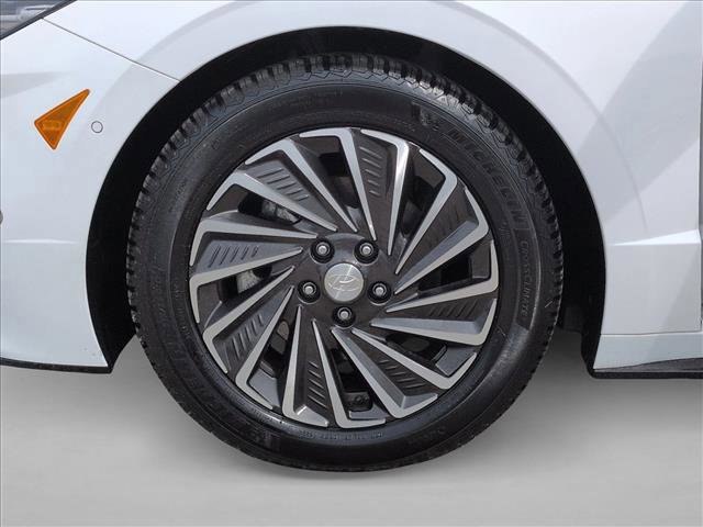 Used 2023 Hyundai Sonata Limited w/ Cargo Package image 25