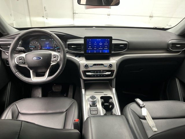 Certified 2024 Ford Explorer XLT w/ Equipment Group 202A AWD/4WD image 19