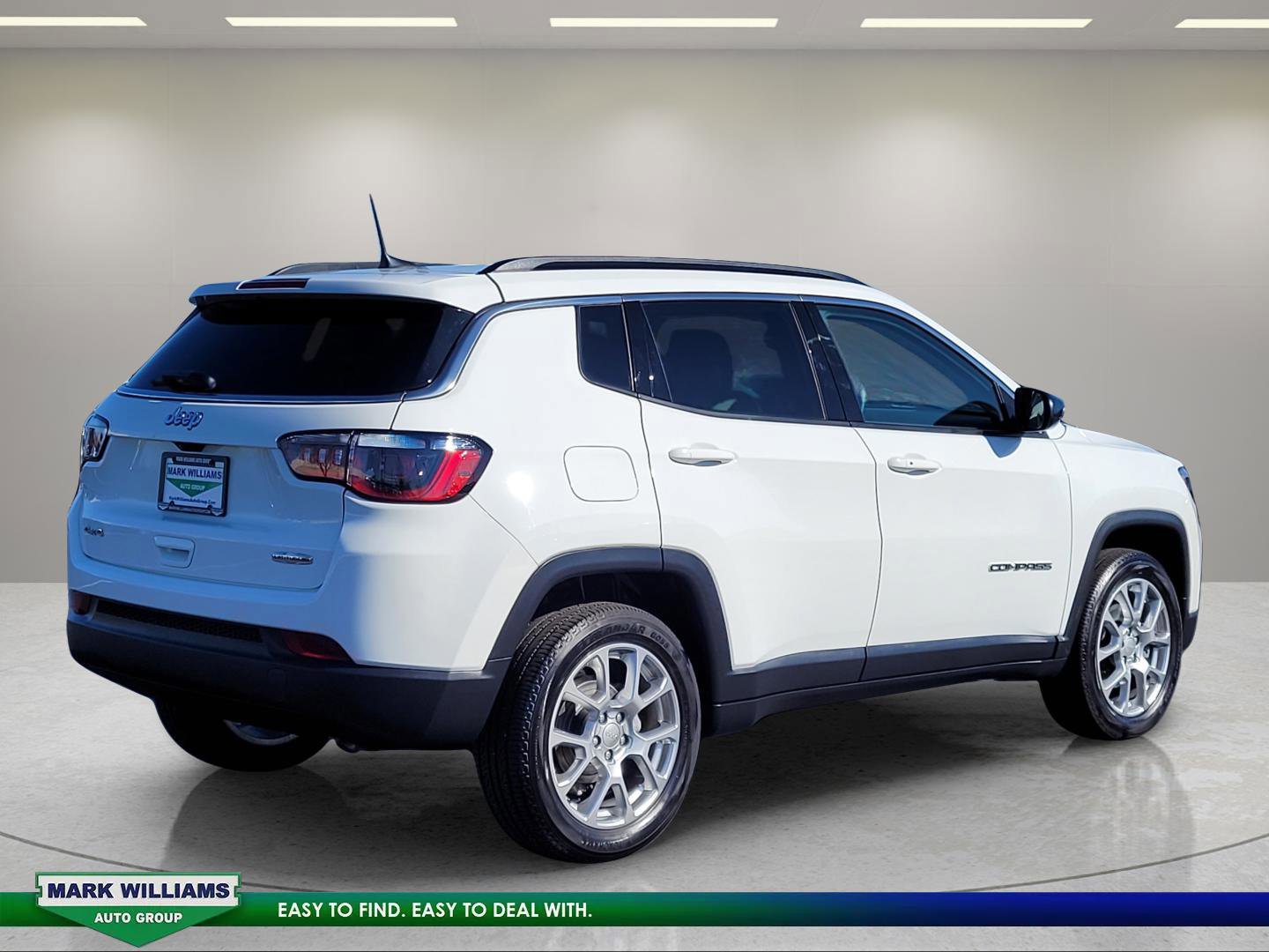 Used 2022 Jeep Compass Latitude image 5