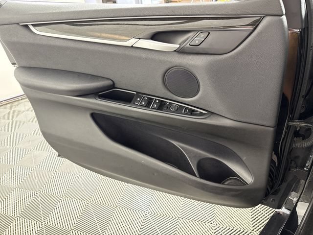 Used 2018 BMW X5 xDrive35i AWD/4WD image 16