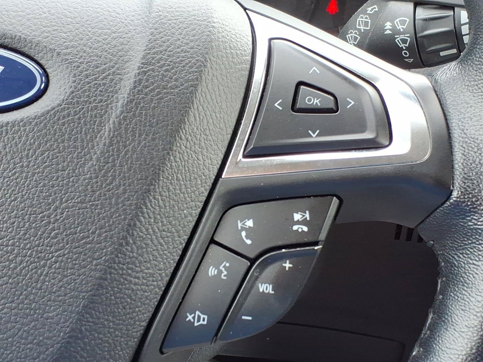 Certified 2023 Ford Edge SEL w/ Convenience Package AWD/4WD image 25