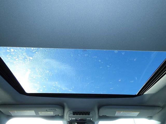 Certified 2025 Ford F350 Lariat image 28