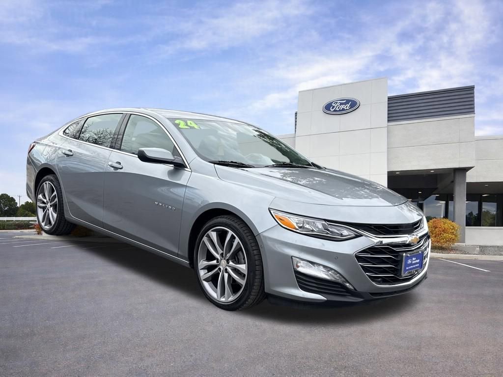 Used 2024 Chevrolet Malibu LT FWD image 1