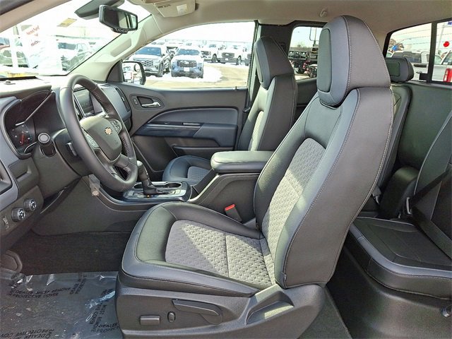 Used 2018 Chevrolet Colorado Z71 image 13