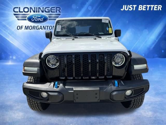 Used 2023 Jeep Wrangler Unlimited w/ Cold Weather Group AWD/4WD image 9