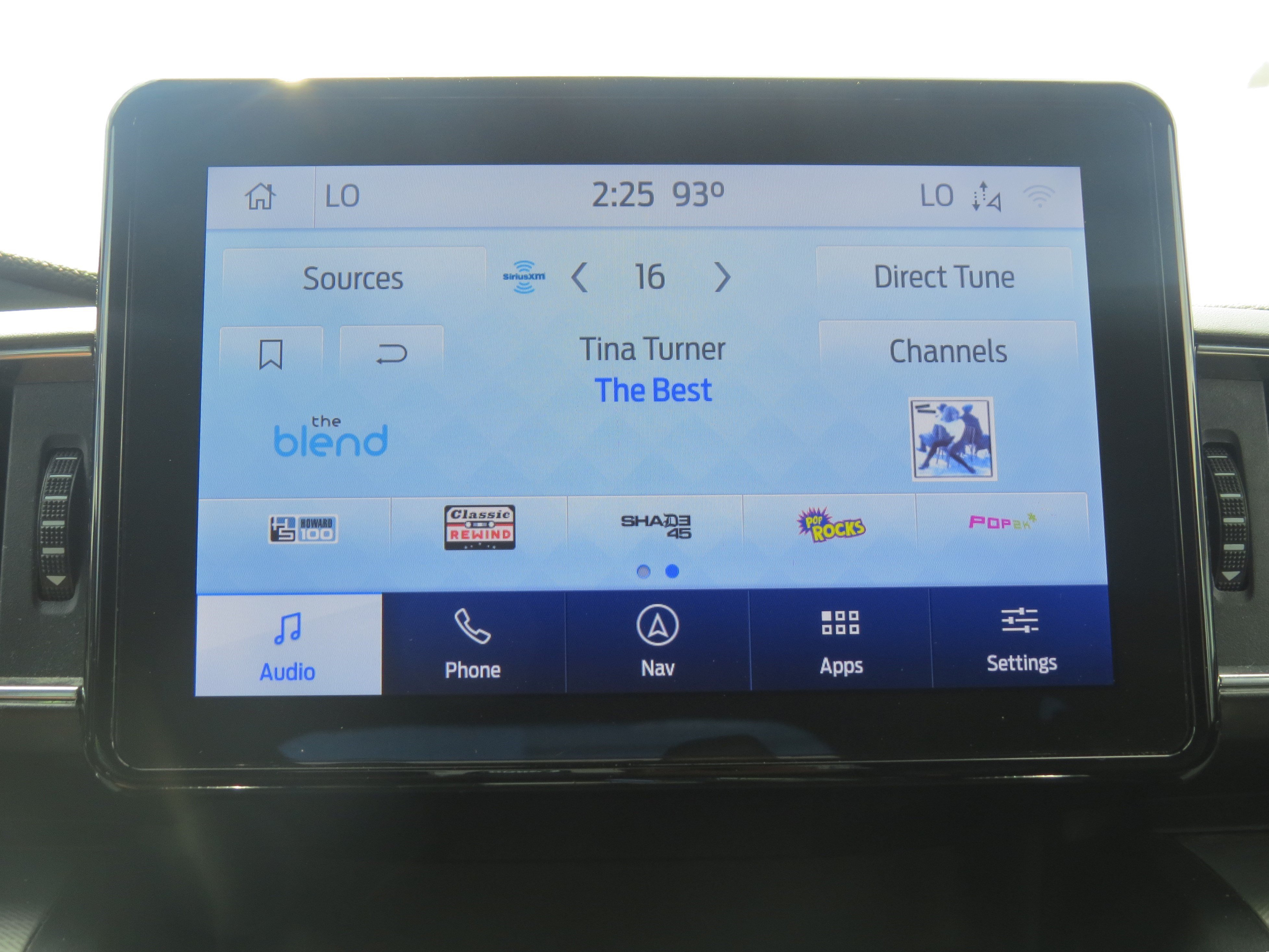 Certified 2020 Ford Explorer XLT w/ Equipment Group 202A AWD/4WD image 19