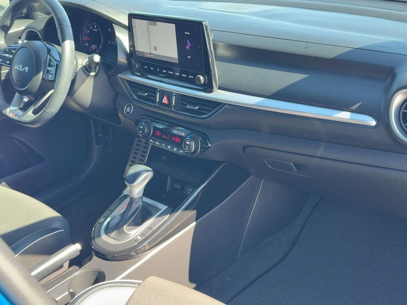 Used 2023 Kia Forte GT-Line image 29