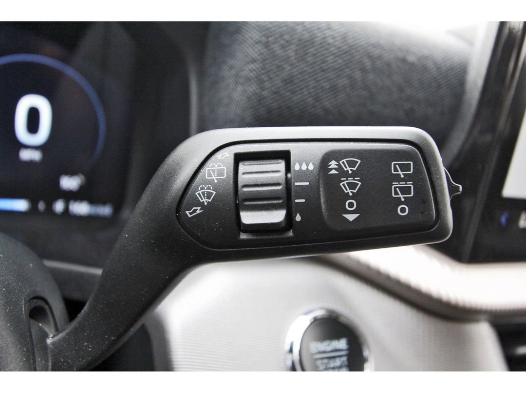 Certified 2025 Ford Explorer Active w/ Active Comfort Package image 18