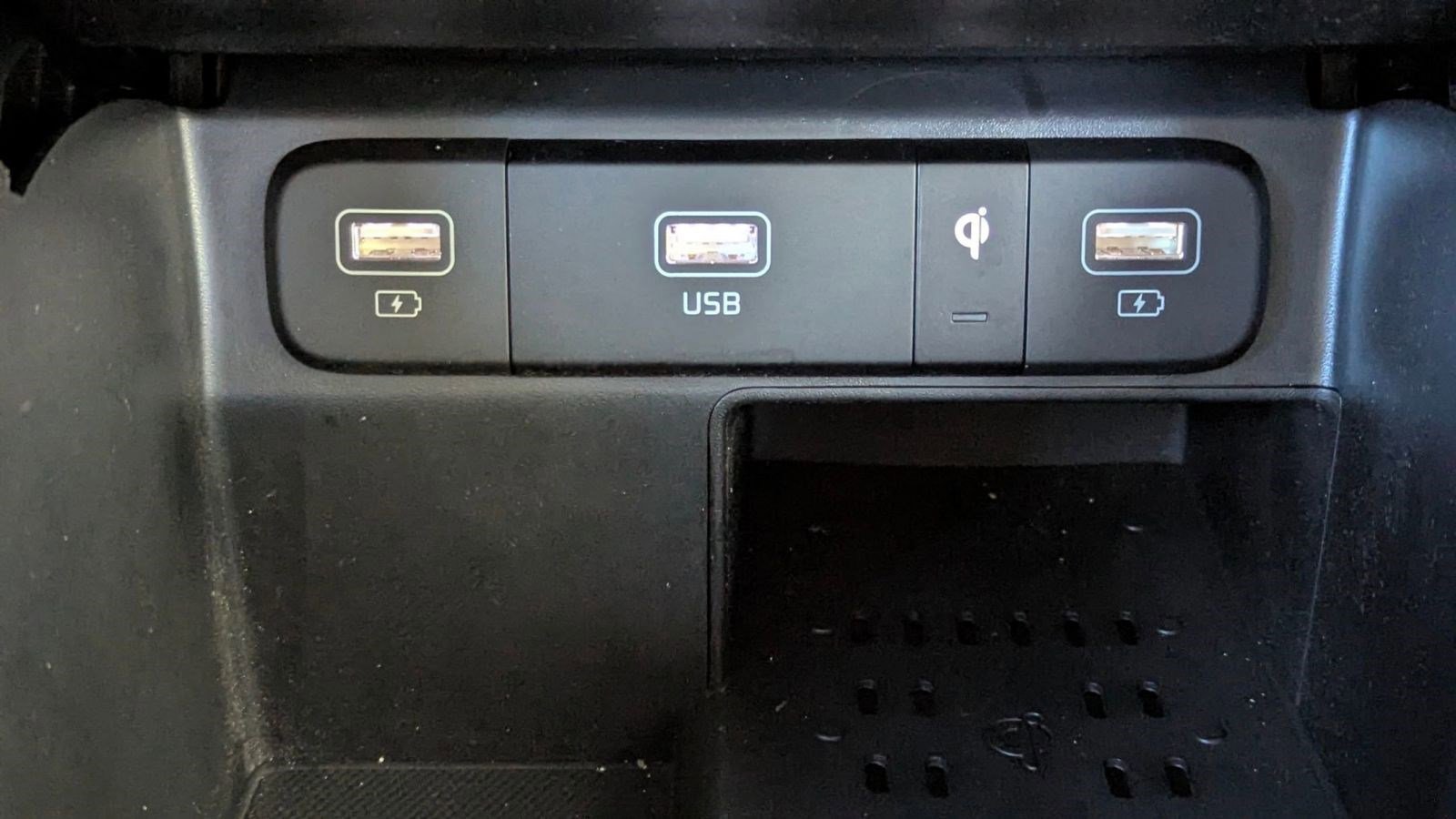 Used 2023 Kia Sorento X-Line EX image 28