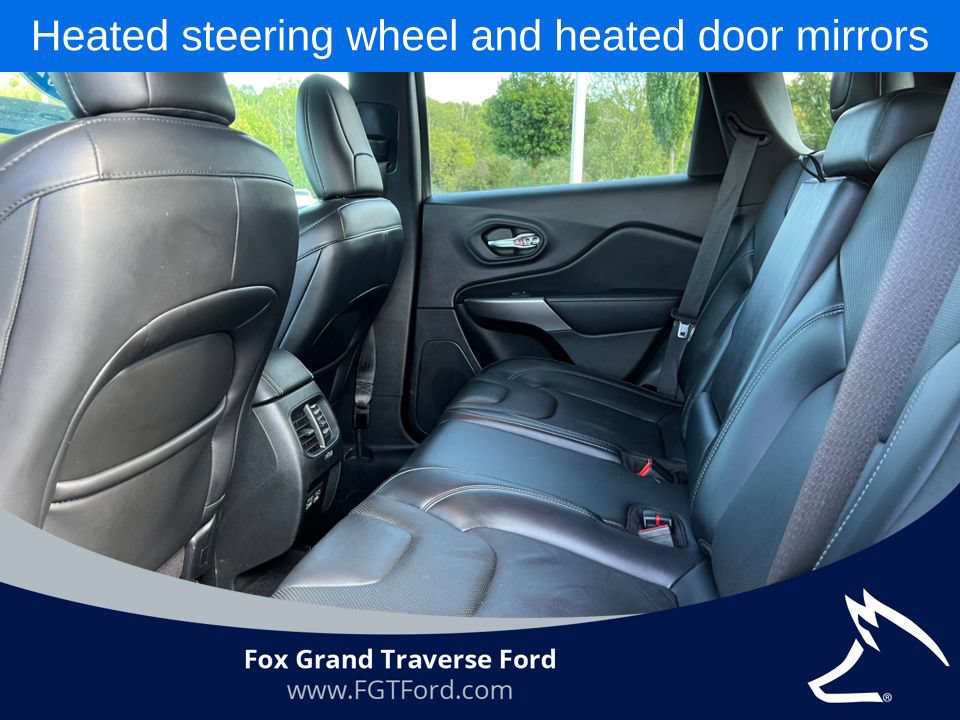 Used 2021 Jeep Cherokee Latitude Lux AWD/4WD image 4