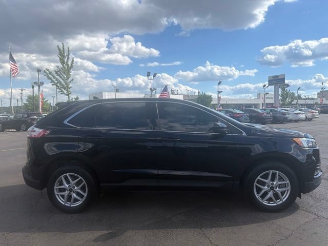 Certified 2024 Ford Edge SEL w/ Convenience Package AWD/4WD image 2