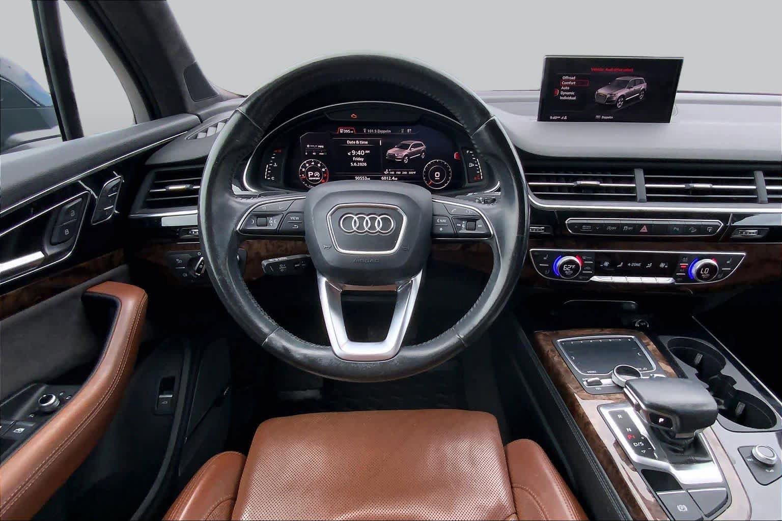 Used 2017 Audi Q7 3.0T Prestige AWD/4WD image 6