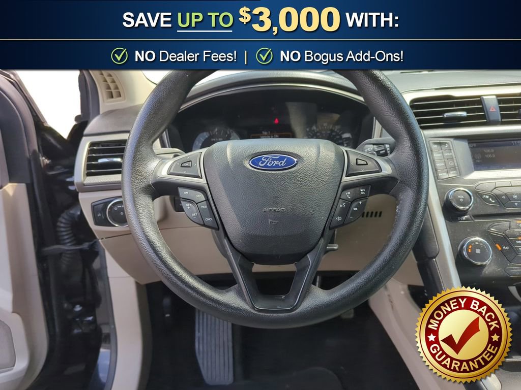 Certified 2017 Ford Fusion SE FWD image 18