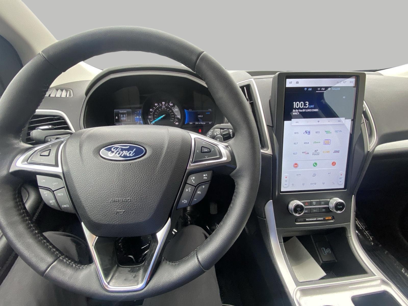 Certified 2024 Ford Edge SEL w/ Convenience Package AWD/4WD image 15