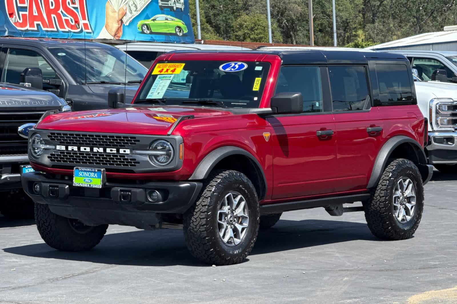 Certified 2025 Ford Bronco Badlands AWD/4WD image 8