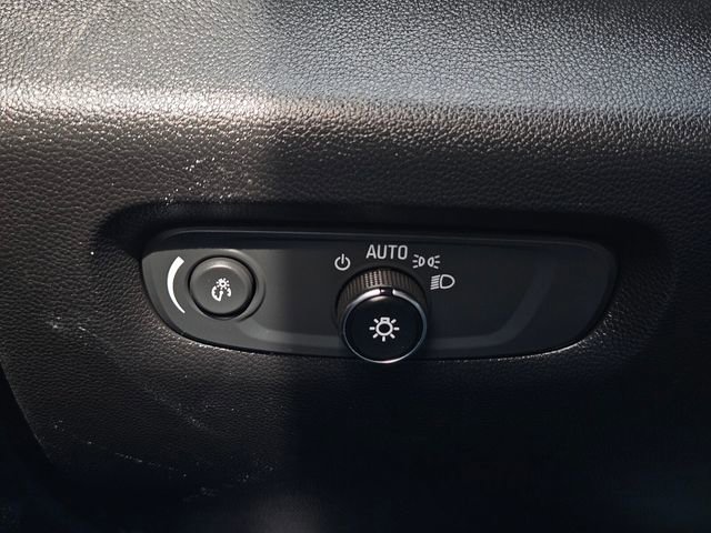 Used 2023 Chevrolet Traverse RS w/ LPO, Floor Liner Package image 31