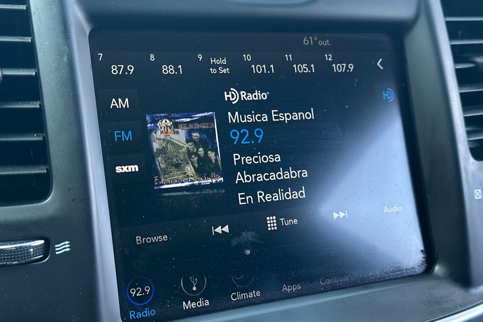 Used 2019 Chrysler 300 Limited image 19