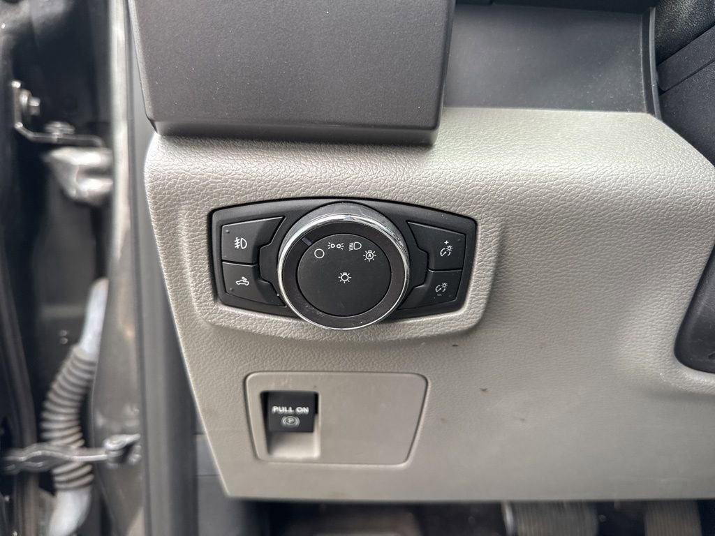 Certified 2017 Ford F150 XLT RWD image 9