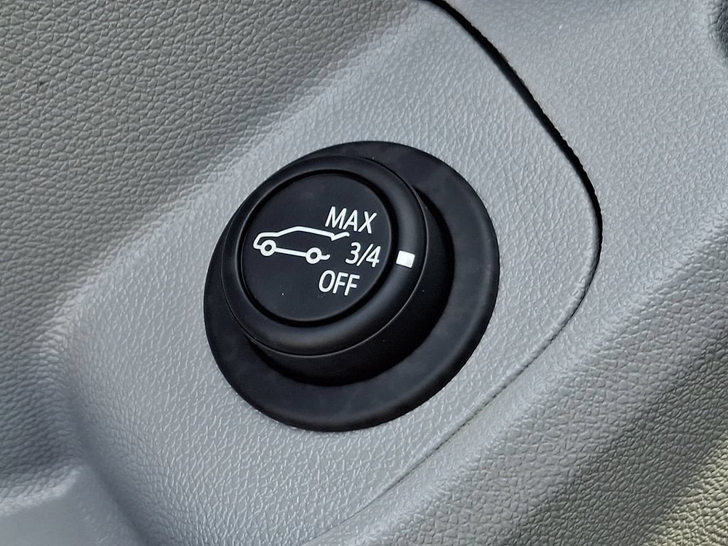 Used 2024 GMC Terrain SLT w/ LPO, Floor Liner Package AWD/4WD image 27