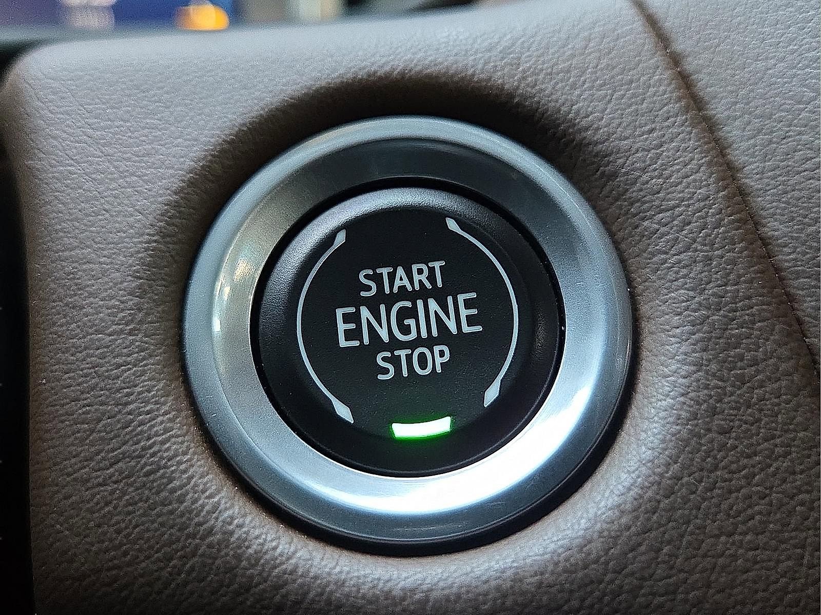 Used 2022 Chevrolet Suburban High Country image 19