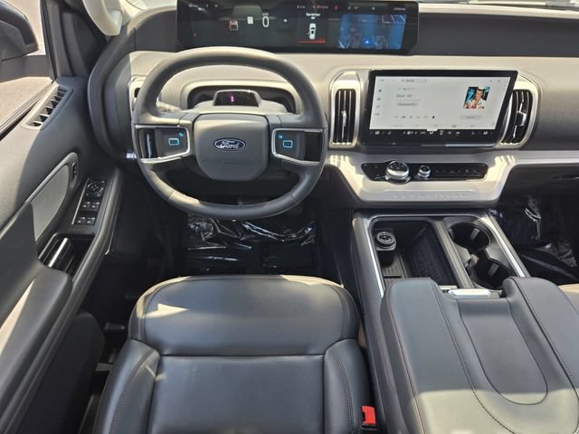 Certified 2025 Ford Expedition Active AWD/4WD image 15