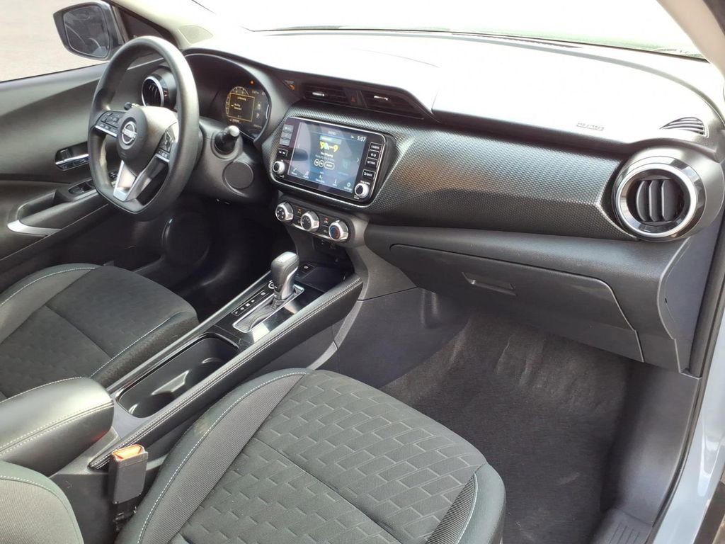 Used 2024 Nissan Kicks SV image 7