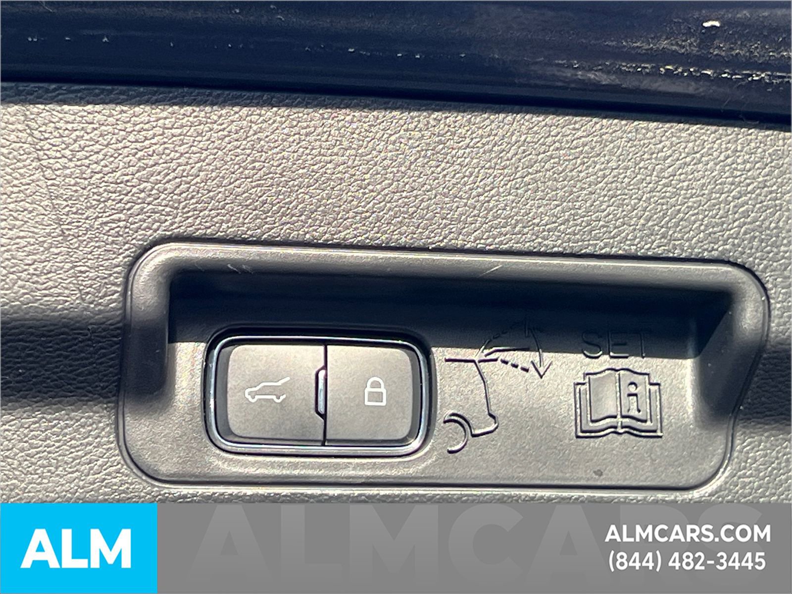 Certified 2025 Ford Explorer ST-Line image 23