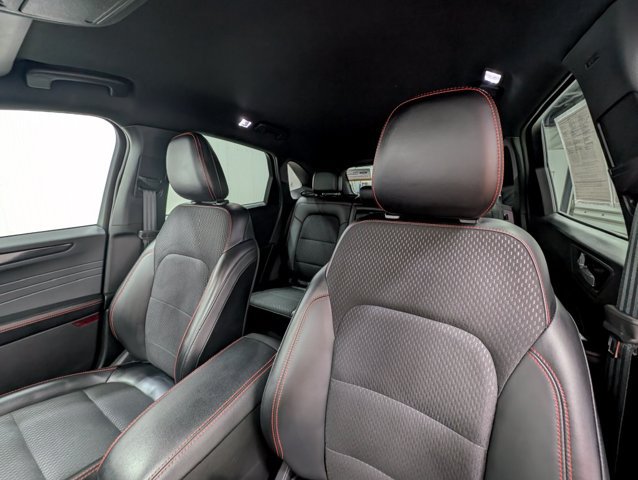 Certified 2025 Ford Escape ST-Line Select AWD/4WD image 13