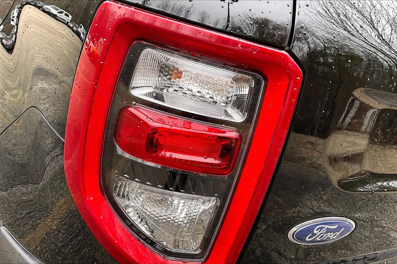 Certified 2023 Ford Bronco Sport Outer Banks w/ Tech Package AWD/4WD image 28
