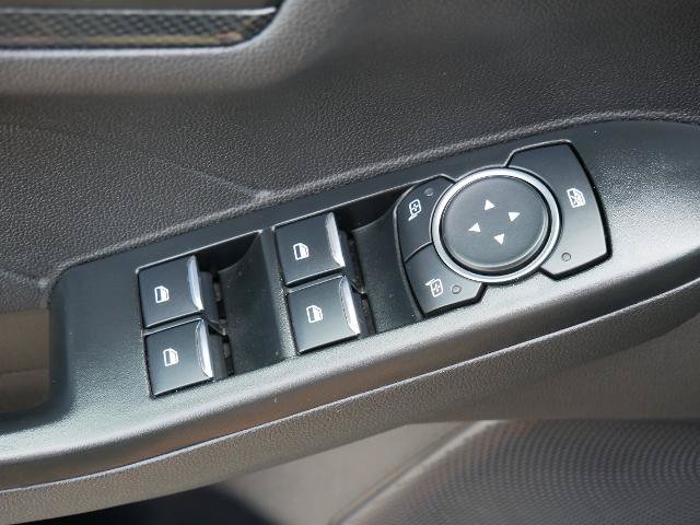 Certified 2025 Ford Escape ST-Line Select AWD/4WD image 18