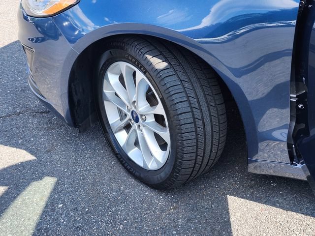 Certified 2019 Ford Fusion SE FWD image 32
