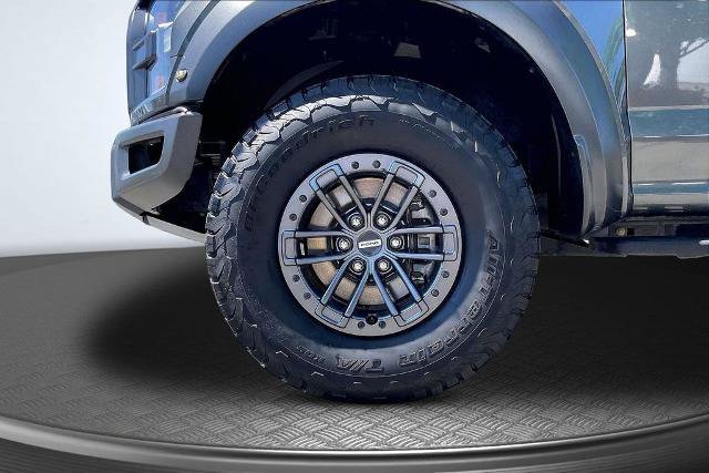 Certified 2019 Ford F150 Raptor w/ Equipment Group 802A Luxury AWD/4WD image 8