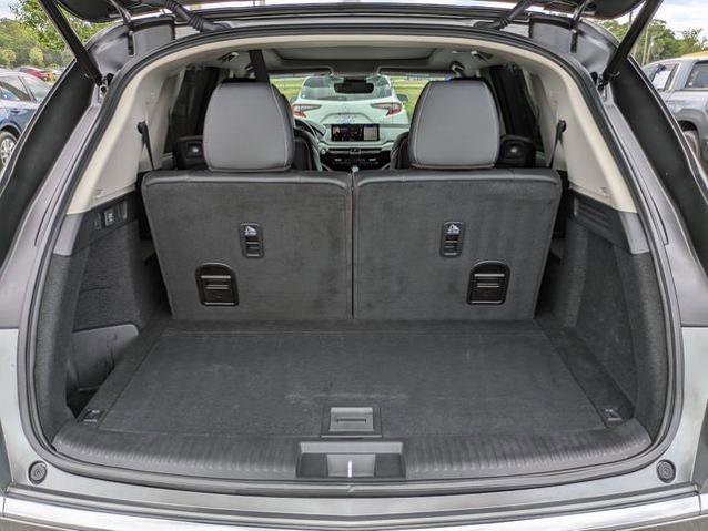 Used 2023 Acura MDX SH-AWD w/ Technology Package image 13