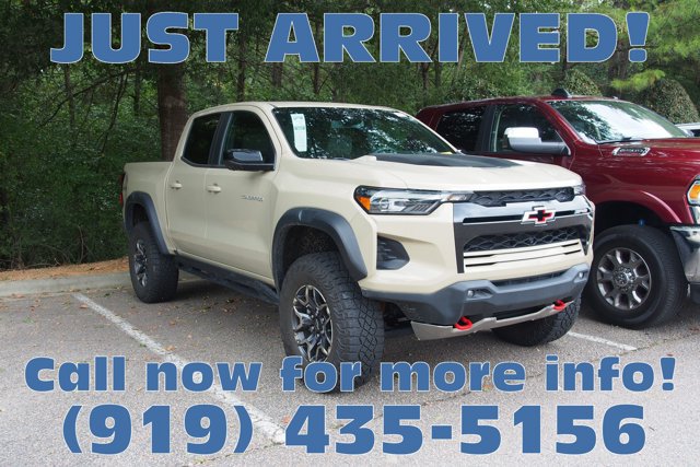 Used 2024 Chevrolet Colorado ZR2 w/ Technology Package