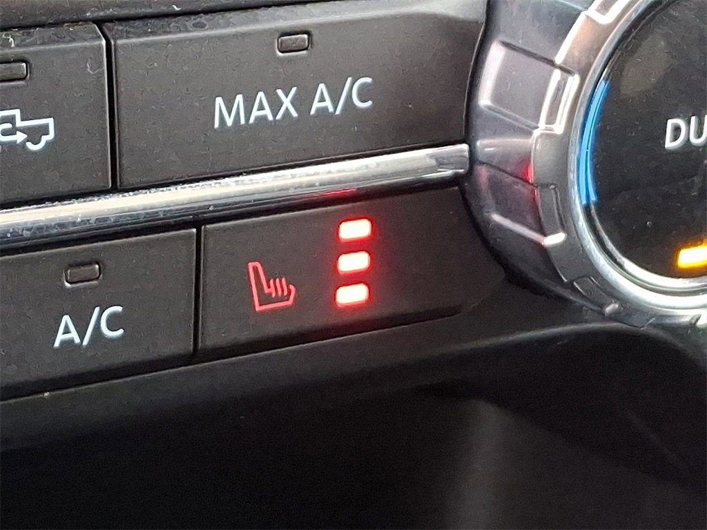 Certified 2023 Ford F150 XLT w/ Equipment Group 302A High image 25