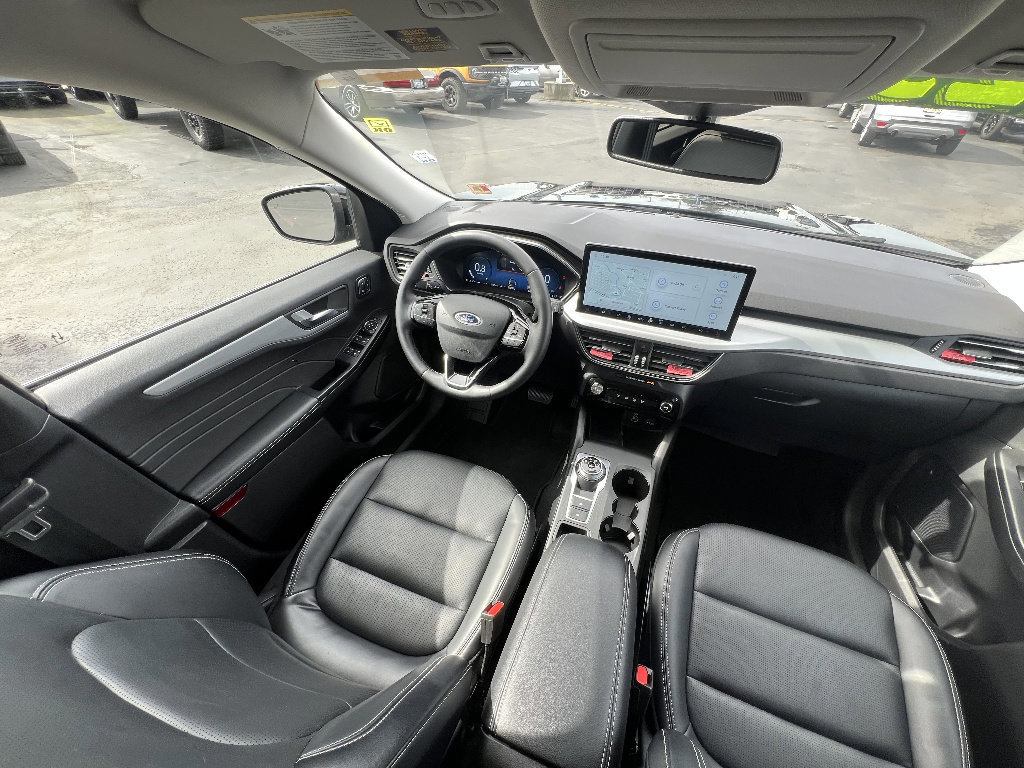 Certified 2025 Ford Escape Platinum AWD/4WD image 20