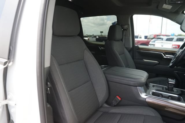Used 2023 Chevrolet Silverado 1500 LT Trail Boss w/ Convenience Package II AWD/4WD image 19