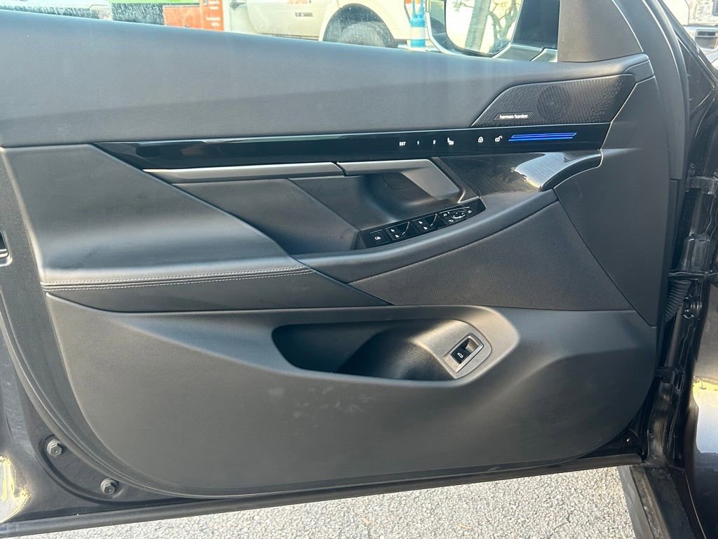 Used 2026 BMW 530i image 35